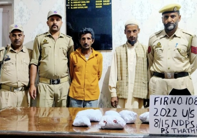 DODA POLICE APPREHENDED TWO DRUG PEDDLERS WITH NARCOTICS AT PREMNAGAR THATHRI 