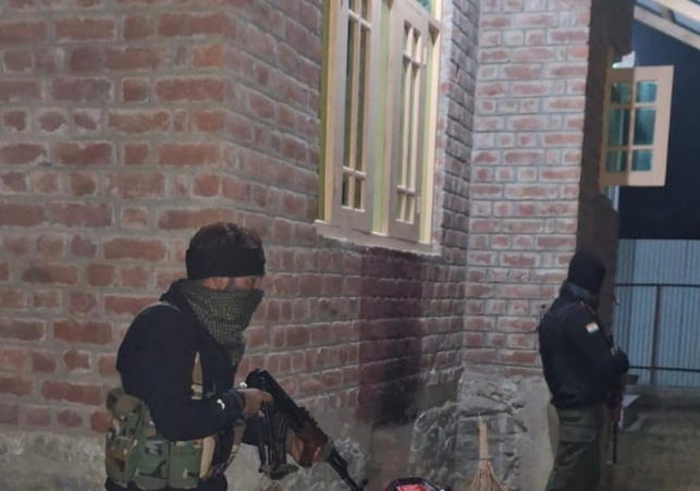 7dff328b-8c81-487c-9240-52ce13b01158