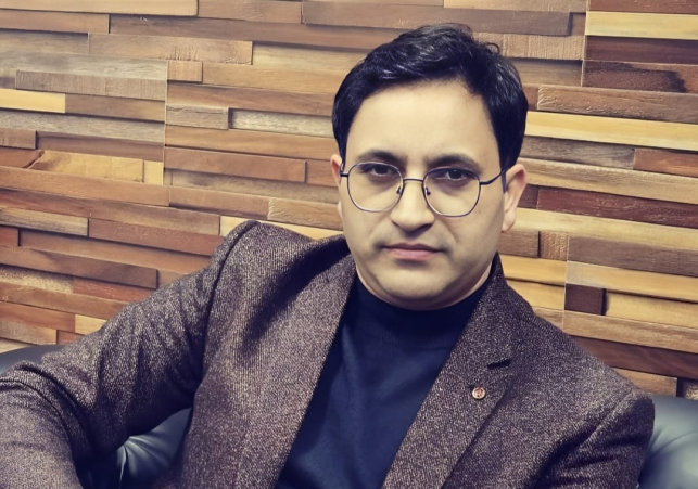 A Healing Touch from Lolab Valley: The Inspiring Journey of Dr. Aamir Iqbal Lone