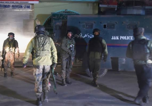 Encounter breaks out in Parigam Pulwama