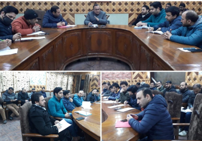 ADC Kupwara chairs Revenue Officers meeting at Kupwara 